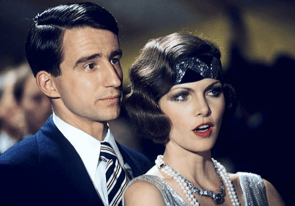 Lois Chiles and Sam Waterston in The Great Gatsby